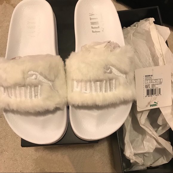 AUTHENTIC FENTY X PUMA SLIDES - Picture 4 of 8